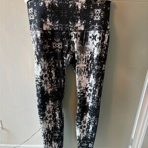 Karma Black and White Patterned Leggings